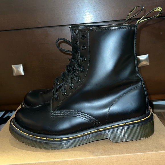 Martens 1460 Smooth Leather Lace-Up Boots